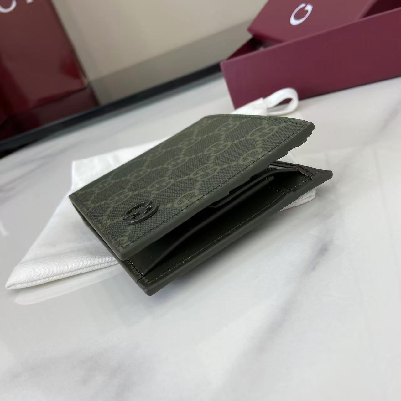 GG Detail Forest Green Wallet auto draft